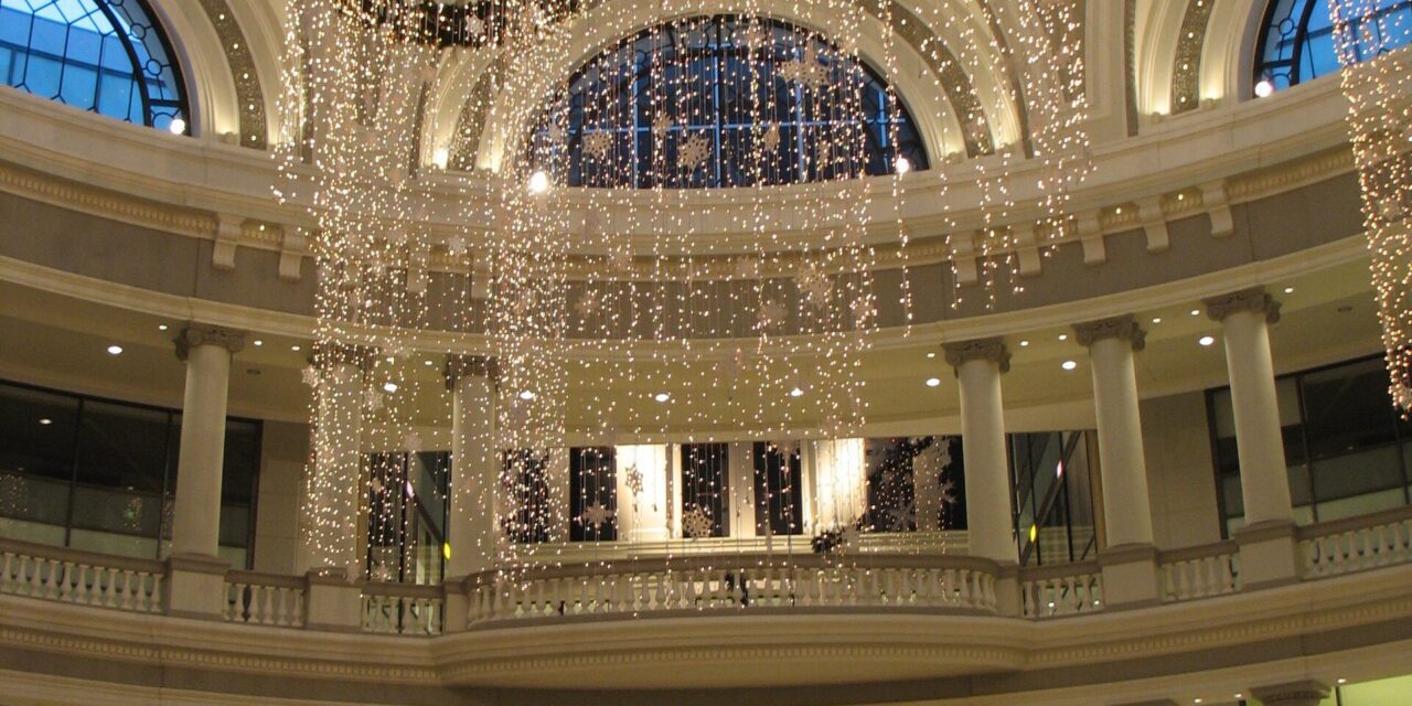 A City Short on Homes Has an Empty Mall. Somebody Wants to Fill It With Servers.